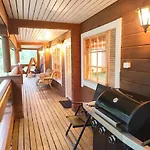 Lomavouti Holiday home *